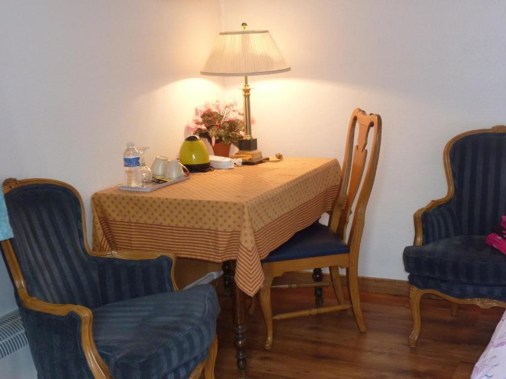 Chambre D'Hotes Au Fil De L'Eau Jumieges Room photo